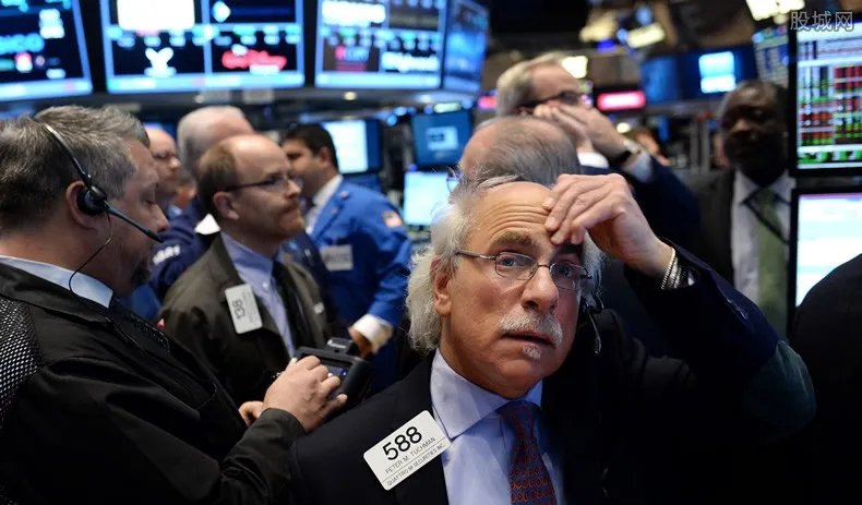 美国单日新增确诊超4.8万例 美股最新走势如何