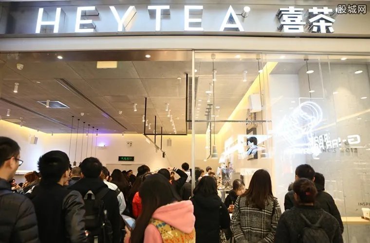 网红饮品店遭山寨 品牌走红后引发了模仿热潮