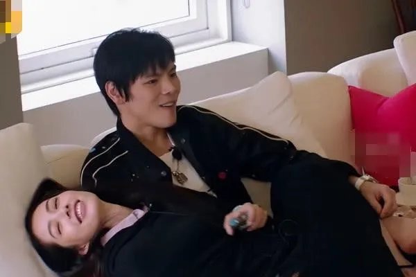 向佐郭碧婷婚礼发生失窃案，婚礼的安保难道是虚设吗？