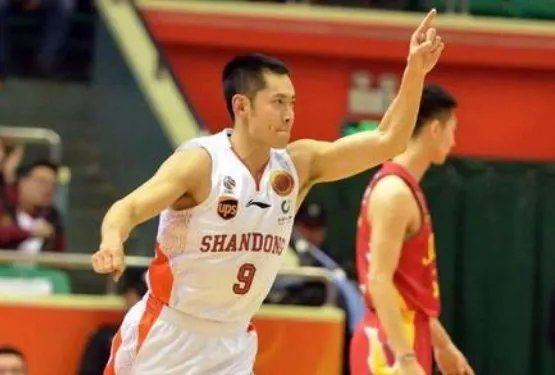 张庆鹏宣布退役了吗?