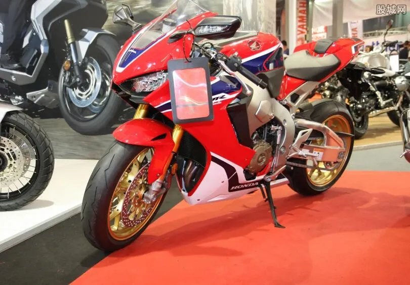 cbr1000多少钱 是否值得你拥有呢？