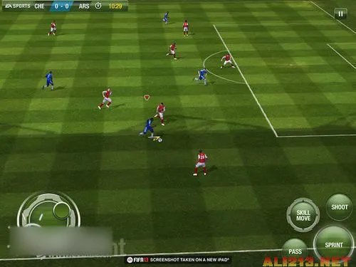 《FIFA13》iOS版截图公布 强悍画面逼近主机！