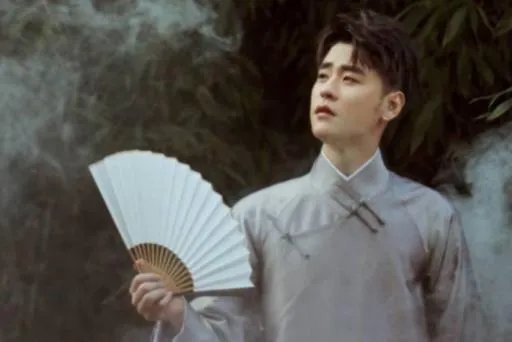 张云雷街头痛哭怎么回事 张云雷街头痛哭原因曝光