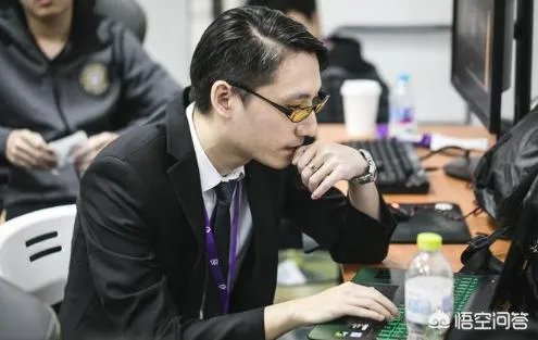 英雄联盟RNG风哥微博改名,取消RNG认证,取关皇族微博,风哥要离开RNG了吗?你怎么看?