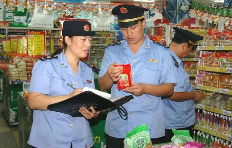 揭秘职业打假人 月收入过万遭网友吐槽暴利行业