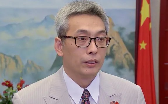 中使馆如何回应美国要求中方关闭领馆？