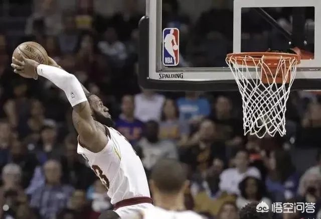 如何看待JR如此潇洒的动作助攻詹姆斯追平乔丹？他是提前设计好了么？
