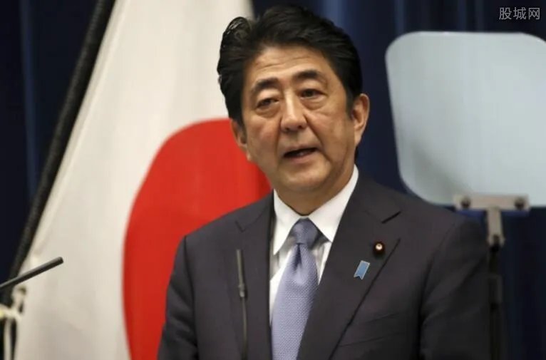 安倍会晤美防长 日美将进一步加强合作