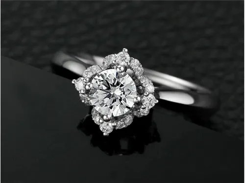 女人右手中指戴戒指的含义 左右手佩戴各代表什么