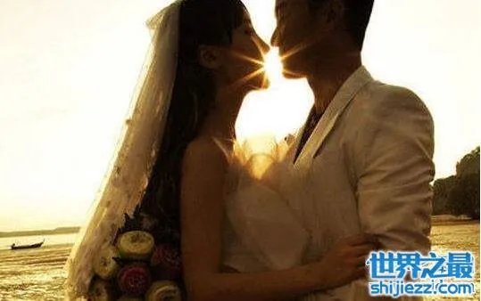 老感觉吴京不喜欢谢楠，上节目公然吵架在家吵得更凶 