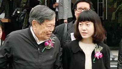 杨振宁去世后翁帆的财产将怎样分配？