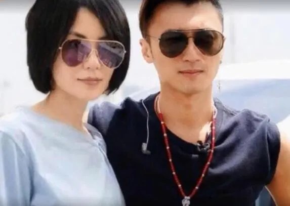 谢霆锋被拍到去王菲家过夜是怎么回事