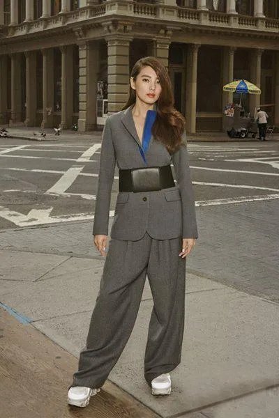 【张雨绮最新街拍】张雨绮纽约街拍美出新高度（组图）