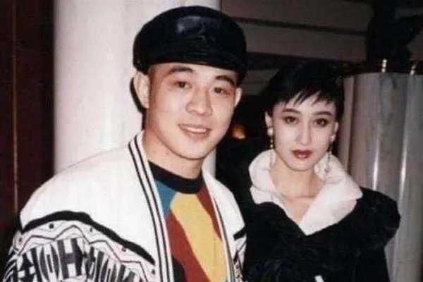 李连杰是纵欲过度 老夫老妻已经没有多少欲望了