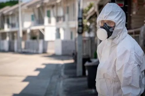 如何看待疫情发生以来70多个国家确诊这件事情？