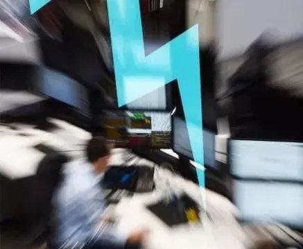 俄罗斯为什么遭遇股汇双杀？