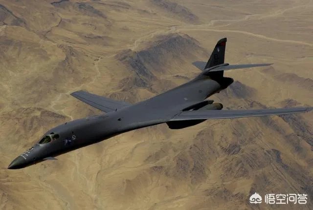 美军停飞的B-1B轰炸机性能如何?