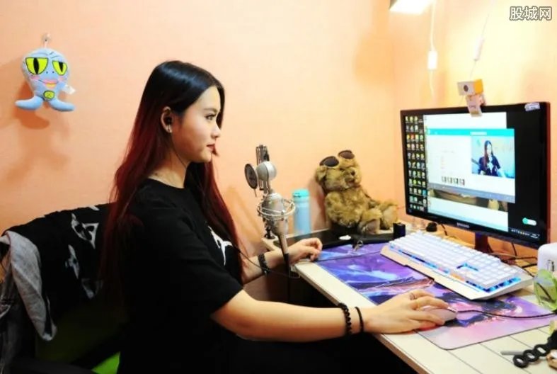 女子刷一亿礼物 刷一亿礼物的原因是什么