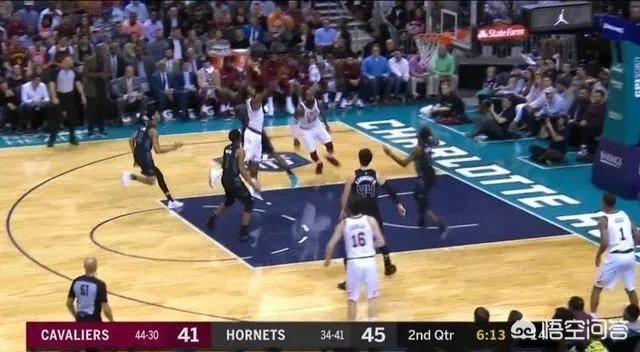 如何看待JR如此潇洒的动作助攻詹姆斯追平乔丹？他是提前设计好了么？