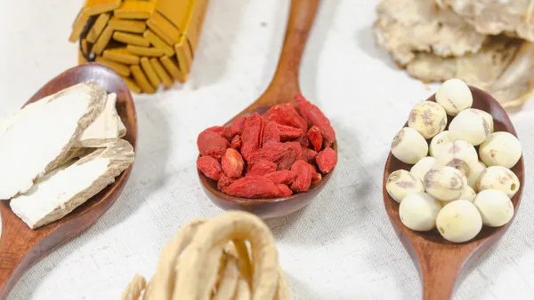 五味子的功效与作用禁忌