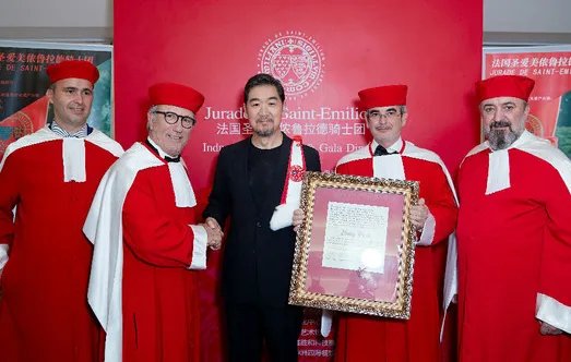 张国立喜获授勋是什么?