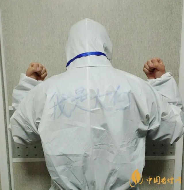 陈薇亲自为疫苗志愿者挑选礼物 每一个礼物都独一无二