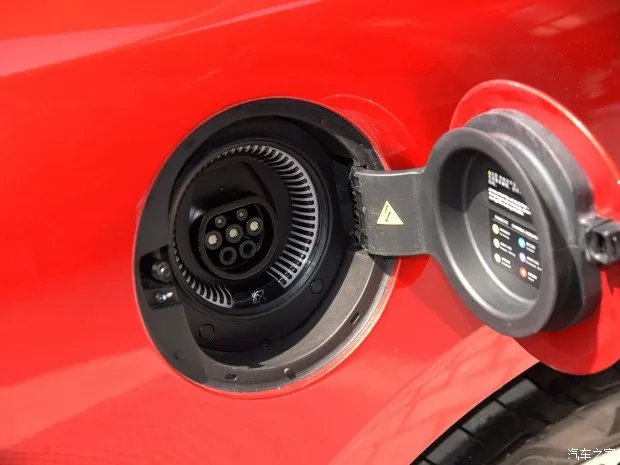 比亚迪汉终于要来了！就在今日上市，预售价23万起