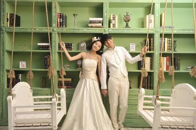 薇薇新娘婚纱照价格表  薇薇新娘拍的婚纱照好不好