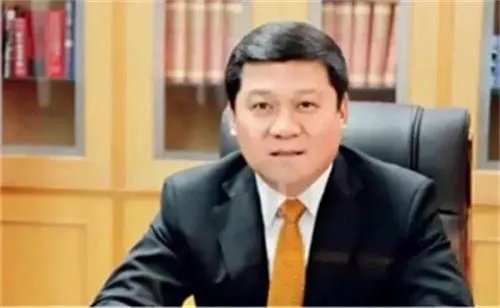 ​农行首席专家杨光被双开 严重违法违纪