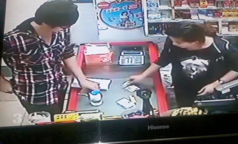 女子教唆女儿偷钱 竟是为孩子的奶粉钱