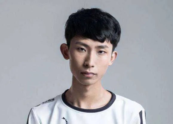 梦泪回归首胜，你最喜欢看梦泪用哪个英雄打游戏？