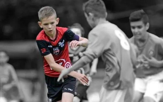 甘冈U12球员逝世时年仅多少岁?