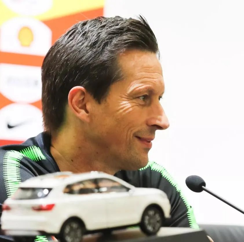 奥古斯托缺席训练是因为伤情严重吗？