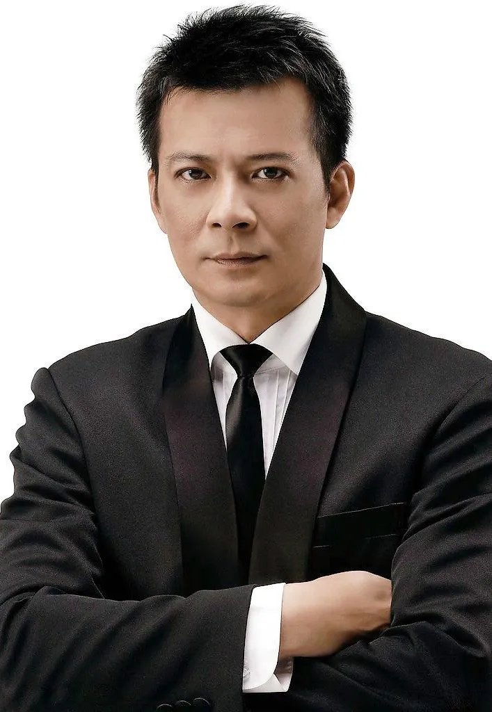 黄日华个人资料介绍 黄日华老婆是谁