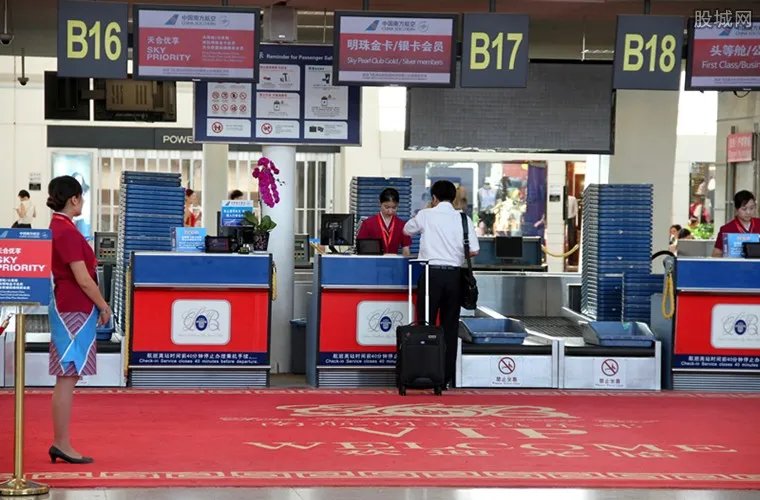 上错飞机全机折返 乘坐飞机流程及注意事项