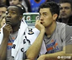 雷霆退役科里森4号球衣,是给杜兰特看的吗,为什么?