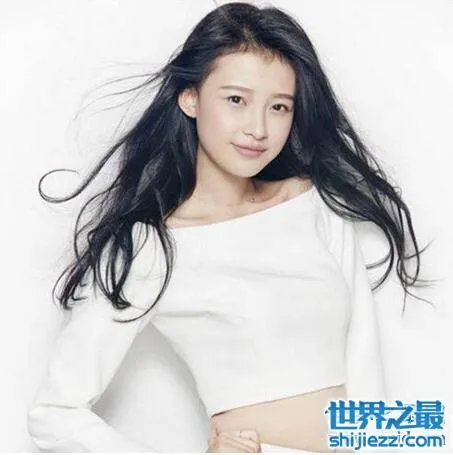 孙怡李沁长得太像了,完全像是一个模子刻出来的