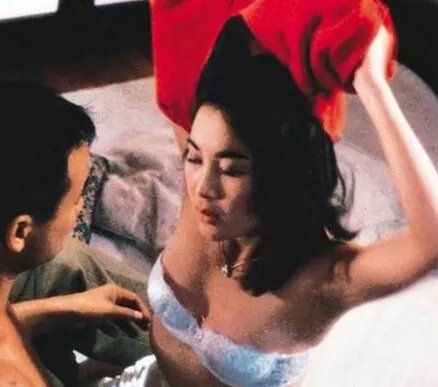 温碧霞演过的电影尺度大到令人咋舌  接拍三级片被封艳星