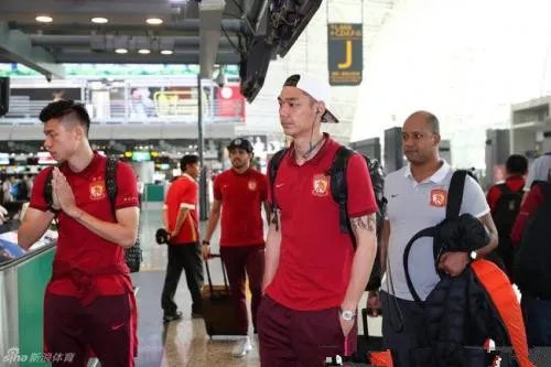 恒大全员为啥滞留机场?