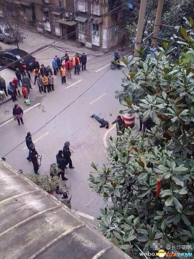 长沙发生街头砍杀市民事件!已有几名群众死亡