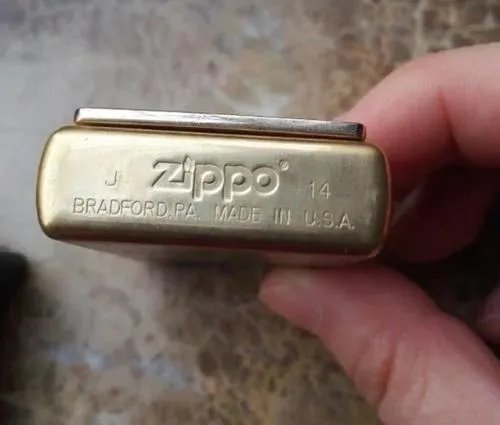 zippo打火机底部bradford.pa是什么 型号