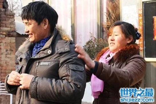 朱之文离婚后的老婆,大衣哥出名后抛弃糟糠之妻