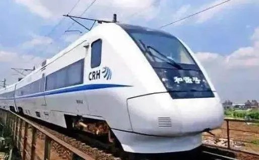 时速400公里可变轨动车组下线,和一般动车有何区别?