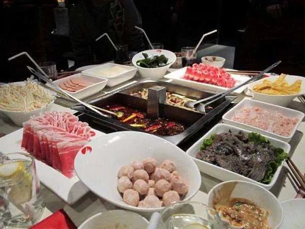 海底捞上半年净亏损9.65亿元，主要是哪些原因造成的？