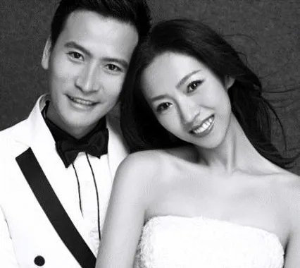 非诚勿扰董鑫陈小炜幸福牵手 下台步入甜蜜婚姻殿堂