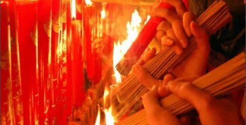 排26小时抢头香是怎么回事？