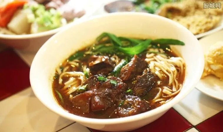 重庆面馆天价面条 究竟是物超所值还是哄抬面条价格？