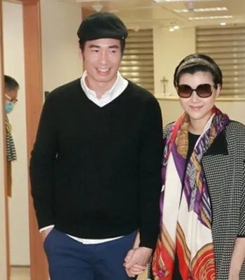 陈豪陈茵媺车震事件图片曝光 两人再提车震事件害羞