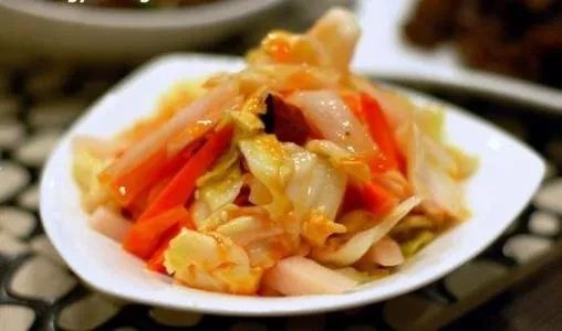 韩99%进口泡菜来自中国，作为宗主国为何不自行制造？