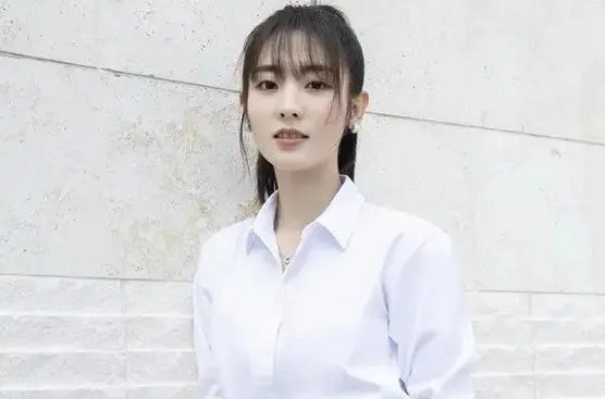 邢菲八卦感情史介绍 邢菲身高个人资料起底